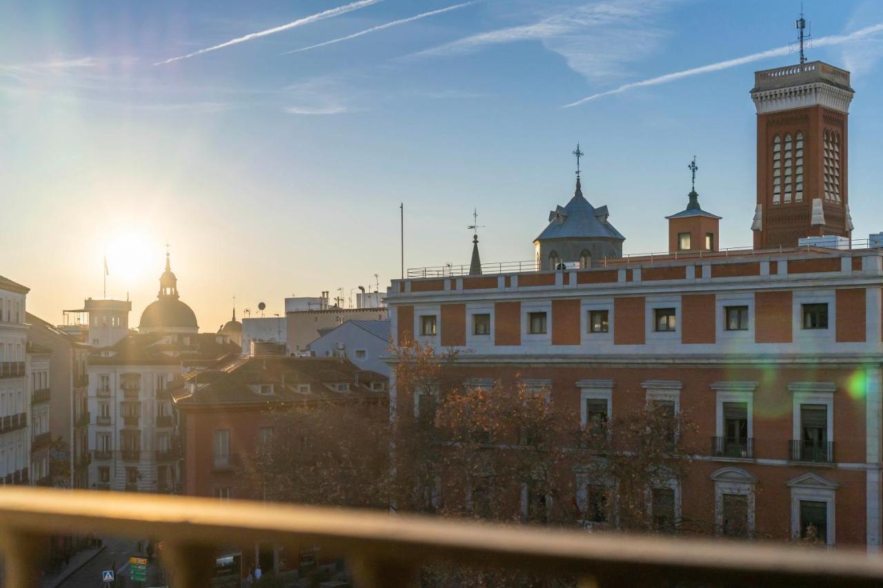 1851: Exceptional 19Th Century Studio In Madri Exterior foto